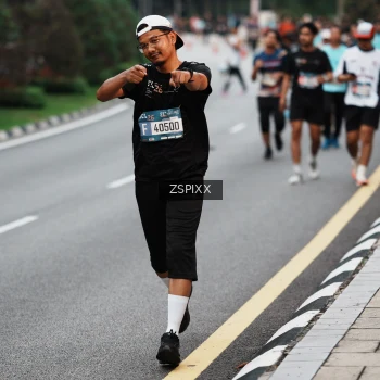 Runner Photo 3792825