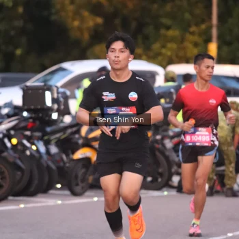 Runner Photo 3792847