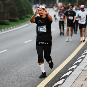 Runner Photo 3792855