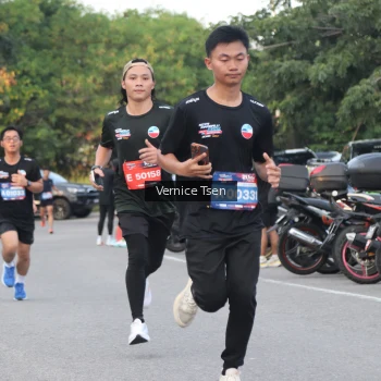 Runner Photo 3792859