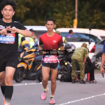 Runner Photo 3792882