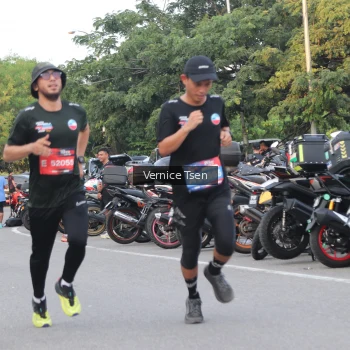 Runner Photo 3793026