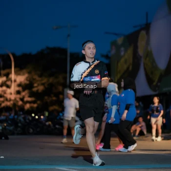Runner Photo 3793040