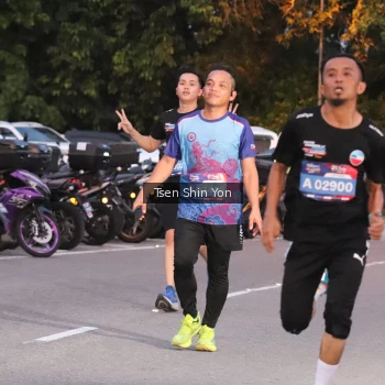 Runner Photo 3793094