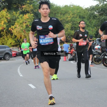 Runner Photo 3793237