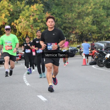 Runner Photo 3793271