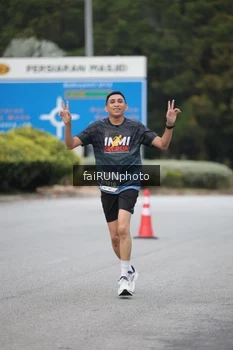 Runner Photo 3793290