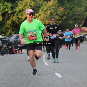 Runner Photo 3793347