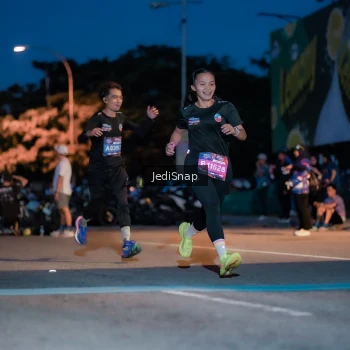Runner Photo 3793425