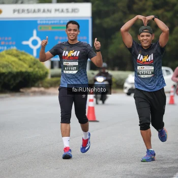 Runner Photo 3793475