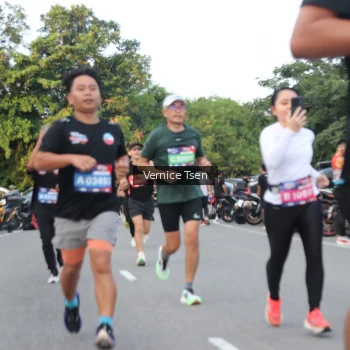 Runner Photo 3793564