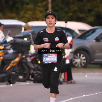 Runner Photo 3793597