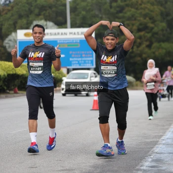 Runner Photo 3793598