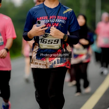 Runner Photo 3793669