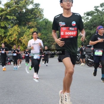 Runner Photo 3793809
