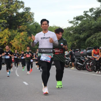 Runner Photo 3793820