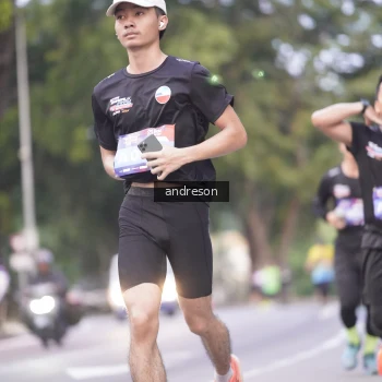 Runner Photo 3793855