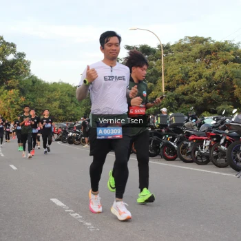 Runner Photo 3793887
