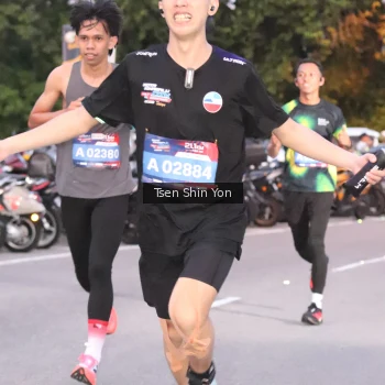 Runner Photo 3793898