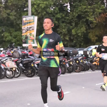 Runner Photo 3793906