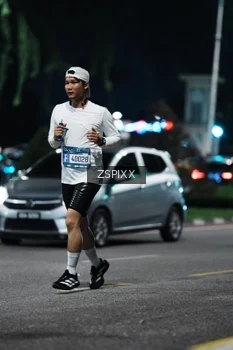 Runner Photo 3794075