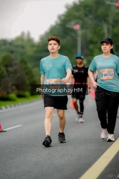 Runner Photo 3794080