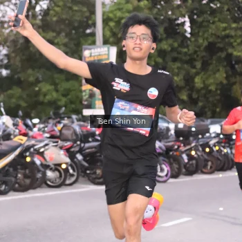 Runner Photo 3794159