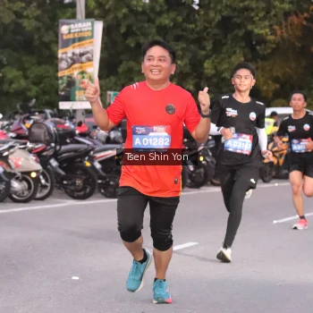 Runner Photo 3794173