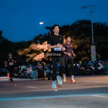 Runner Photo 3794243