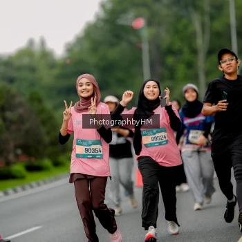 Runner Photo 3794275