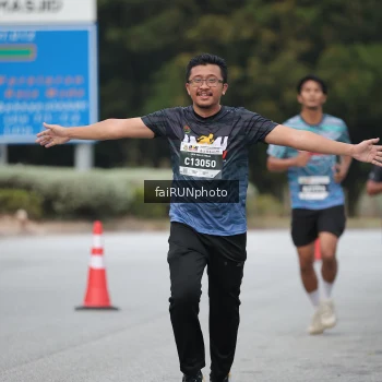 Runner Photo 3794302