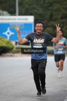 Runner Photo 3794383