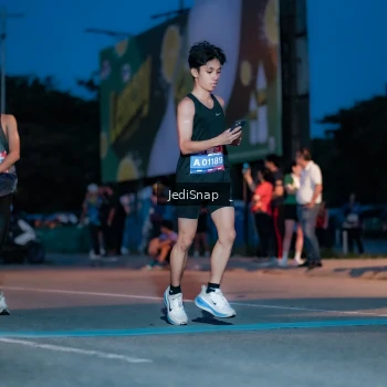 Runner Photo 3794400