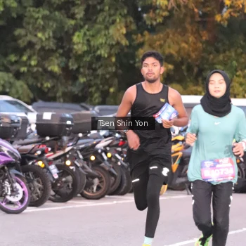 Runner Photo 3794411