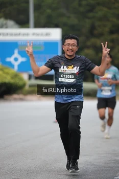 Runner Photo 3794415