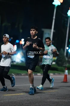 Runner Photo 3794416
