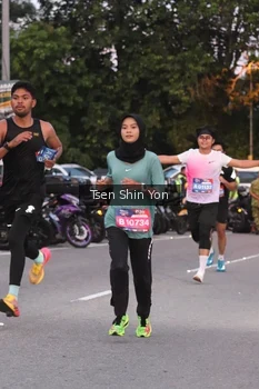 Runner Photo 3794435