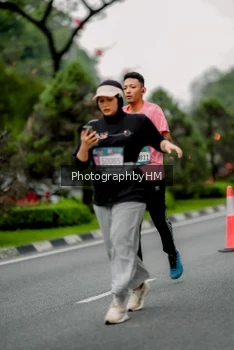 Runner Photo 3794439