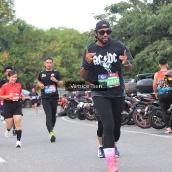 Runner Photo 3794468