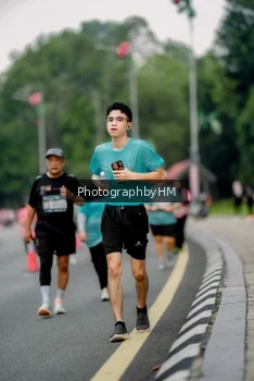 Runner Photo 3794597
