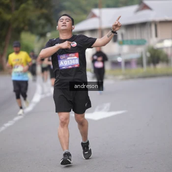 Runner Photo 3794631