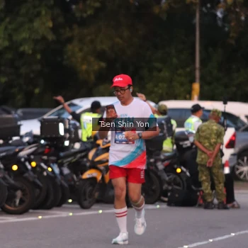 Runner Photo 3794652