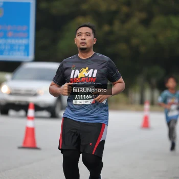 Runner Photo 3794671