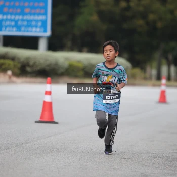 Runner Photo 3794677