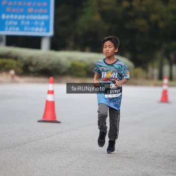 Runner Photo 3794684