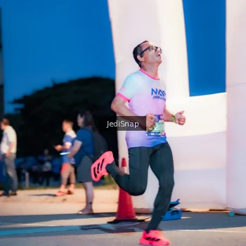 Runner Photo 3794685