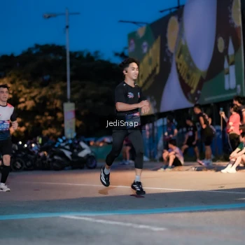 Runner Photo 3794748