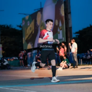Runner Photo 3794793