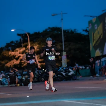Runner Photo 3794848