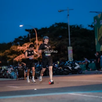 Runner Photo 3794852